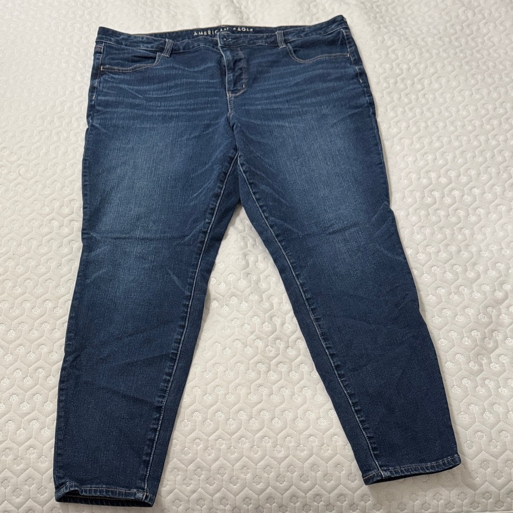 American Eagle Outfitters Dark Blue Ankle Jeans